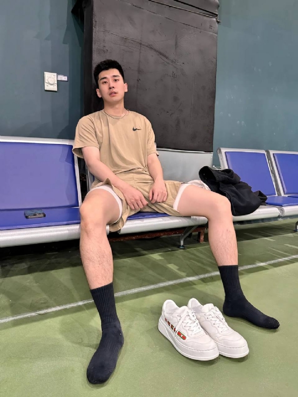 淺安的第一张照片--九龙上门女婿服务网